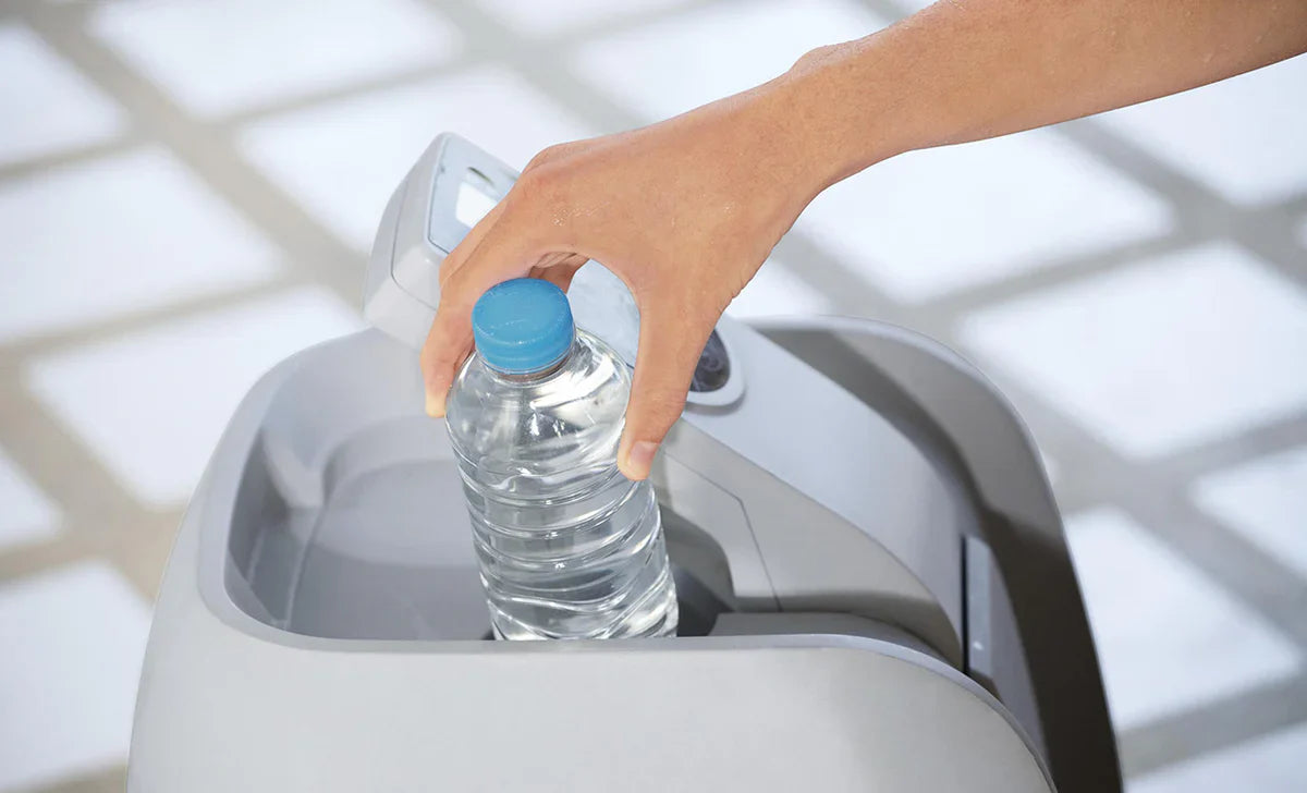 Lay-Z-Spa Helsinki Air Jet Hot Tub 8