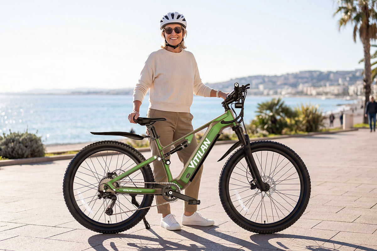 Vitilan M5 Green Chameleon e-bike lifestyle image