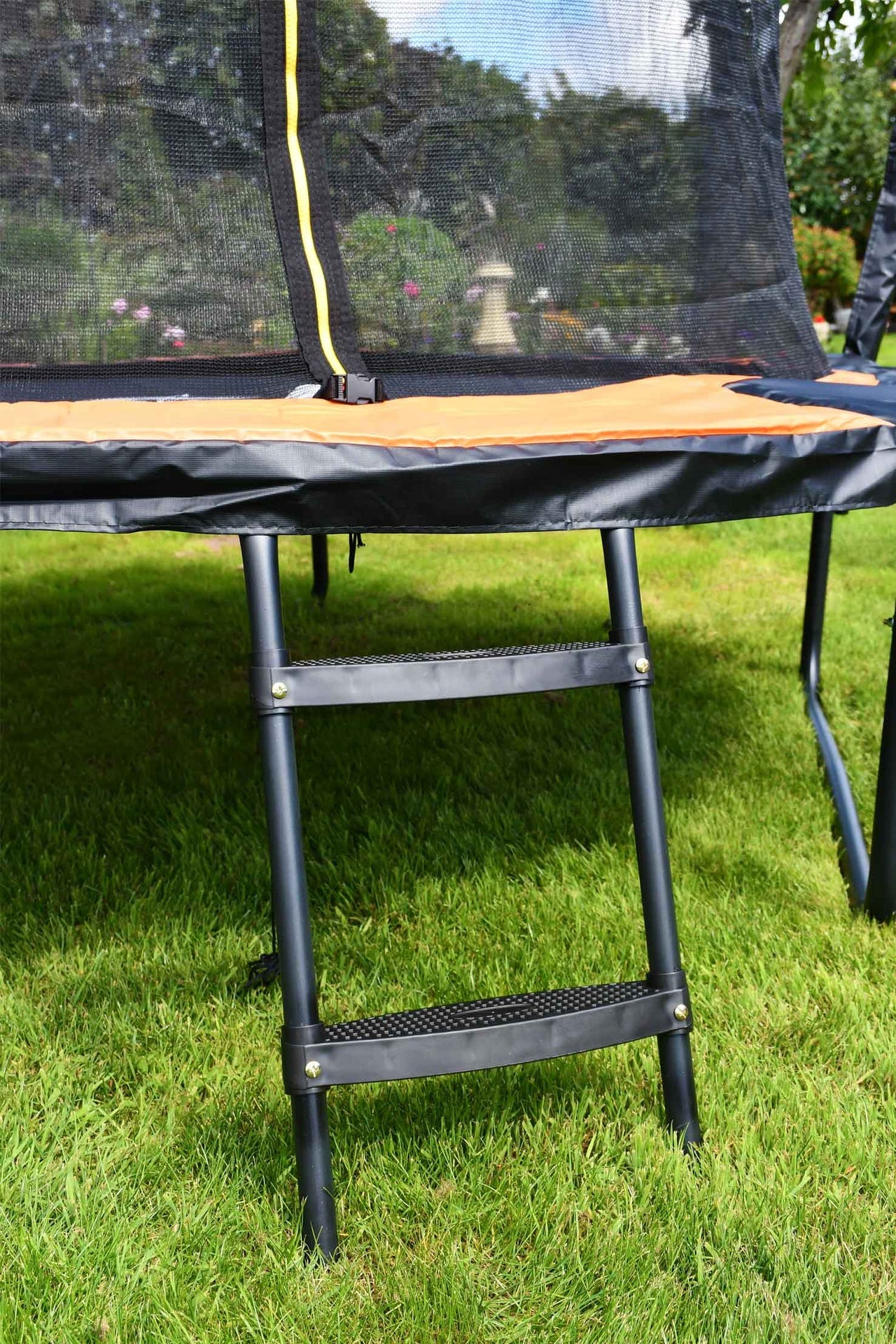 Evo-X 8ft Trampoline with Safety Zip Netted Enclosure 6
