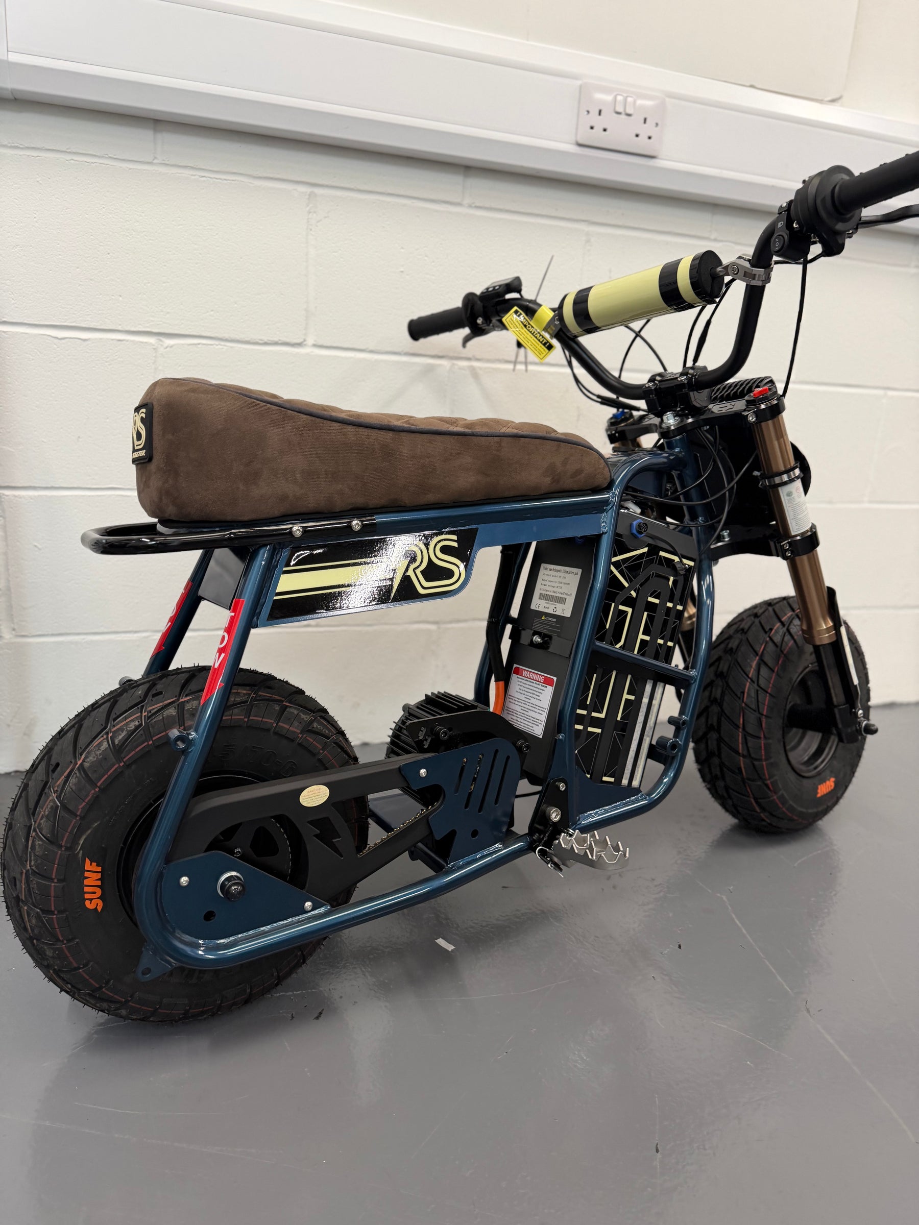 Real product photo of Dragster RS Electric Mini Bike from TrailSurge