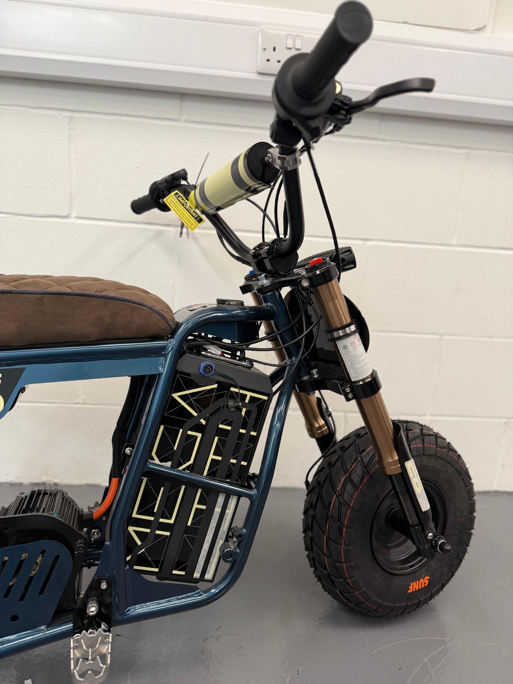 Real product photo of Dragster RS Electric Mini Bike from TrailSurge