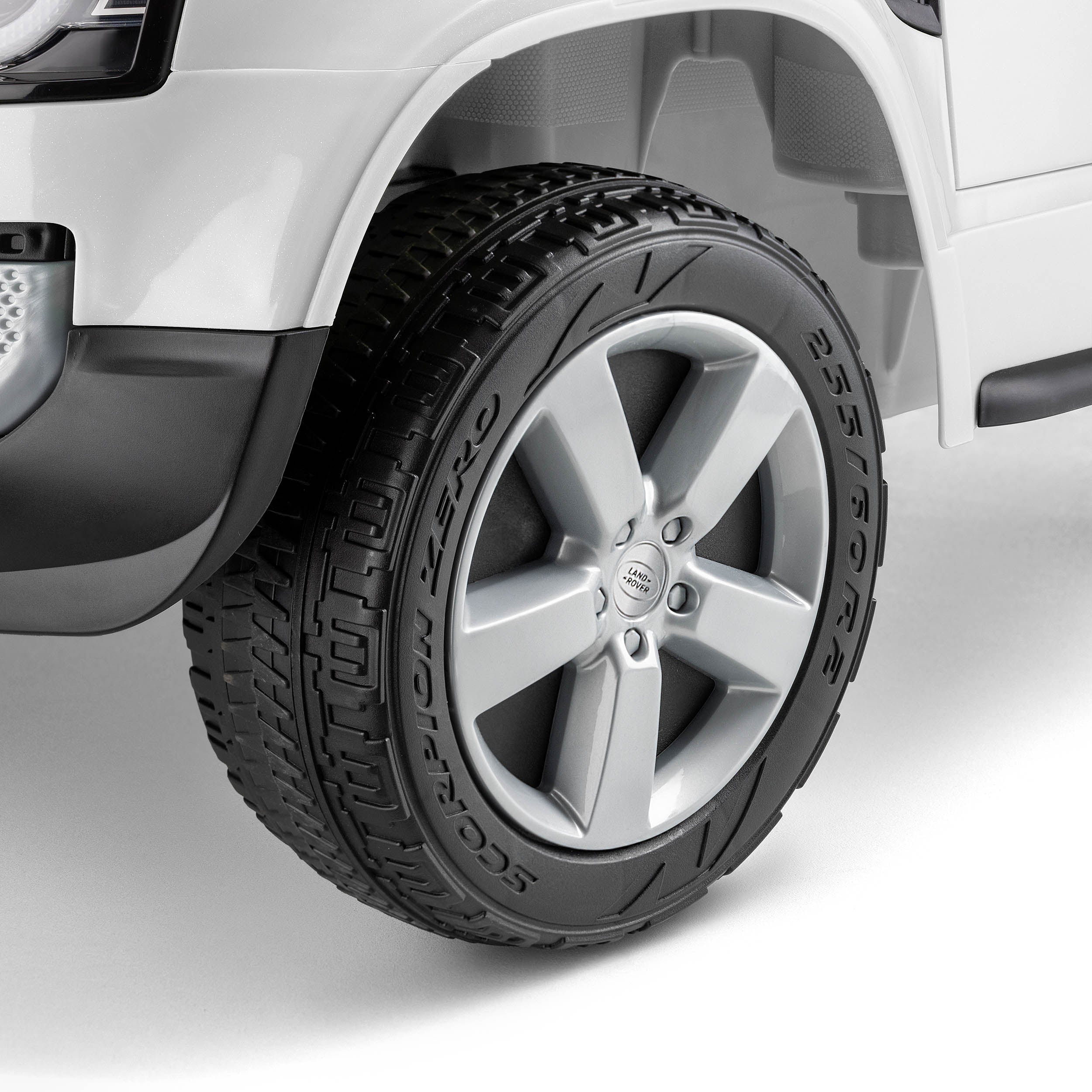 Land Rover Defender Kids Ride On - Trail Surge