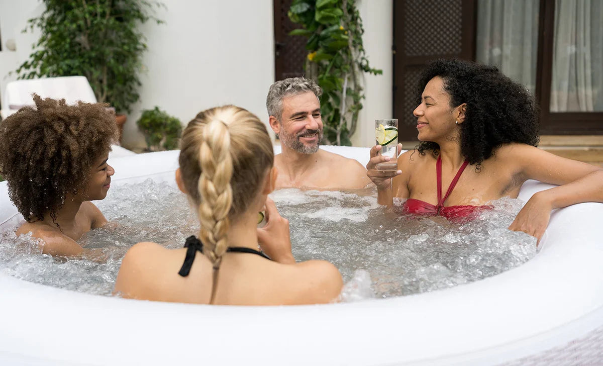Lay-Z-Spa Cancun rapid heating system up to 40 degrees