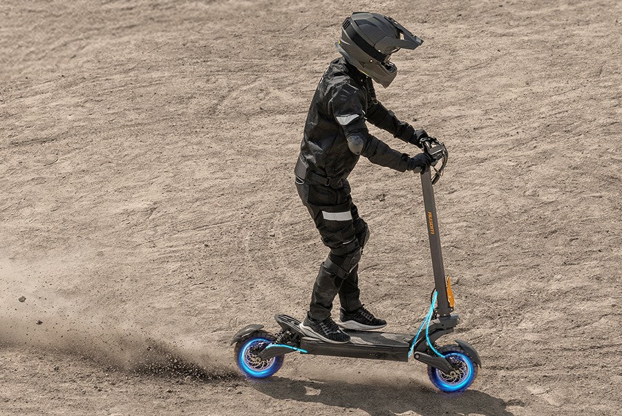 Ausom F1 Max Electric Scooter 2800W 60V 20.8AH 19