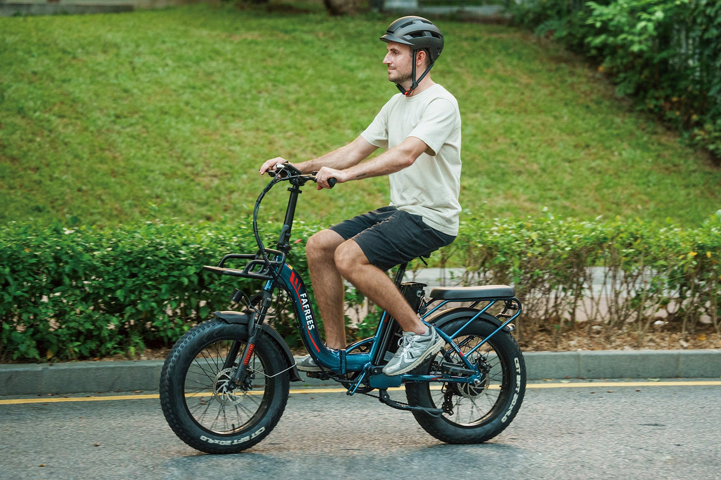 Fafrees F20 Max Folding Fat Tyre Electric Bike - image 3