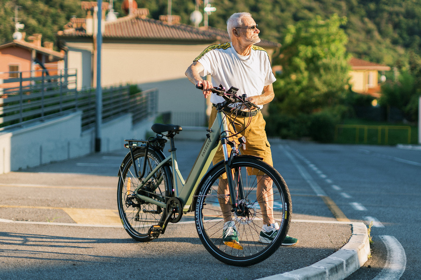 Fafrees F28 Pro Step-Through Electric Bike - image 3