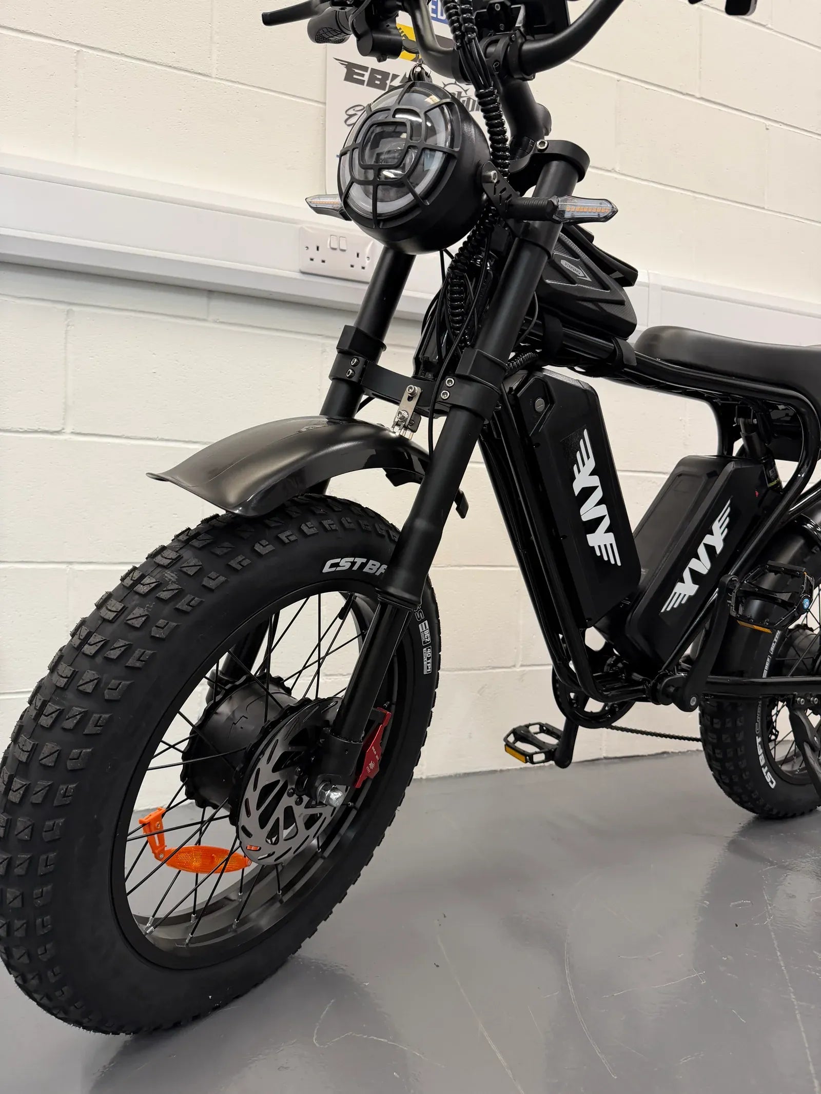 YVY C20 Pro Dual Motor Electric Bike - Ex Display 8