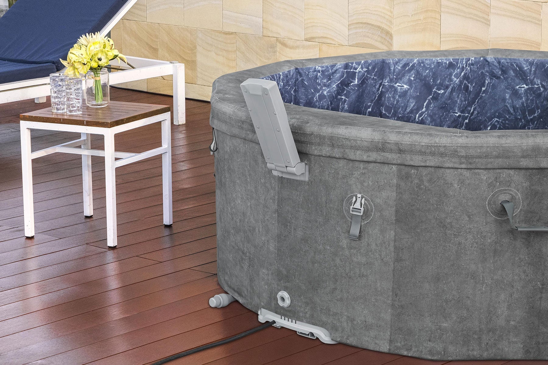 Lay-Z-Spa Carrara ThermaCore™ UltraFit™ AirJet™ Hot Tub - official product image 14