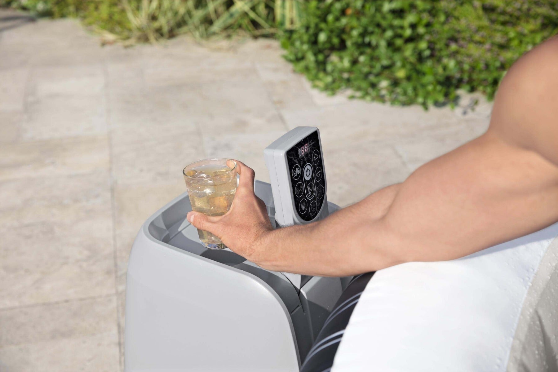 Lay-Z Spa Hollywood Luxe AirJet™ Hot Tub - official product image 12