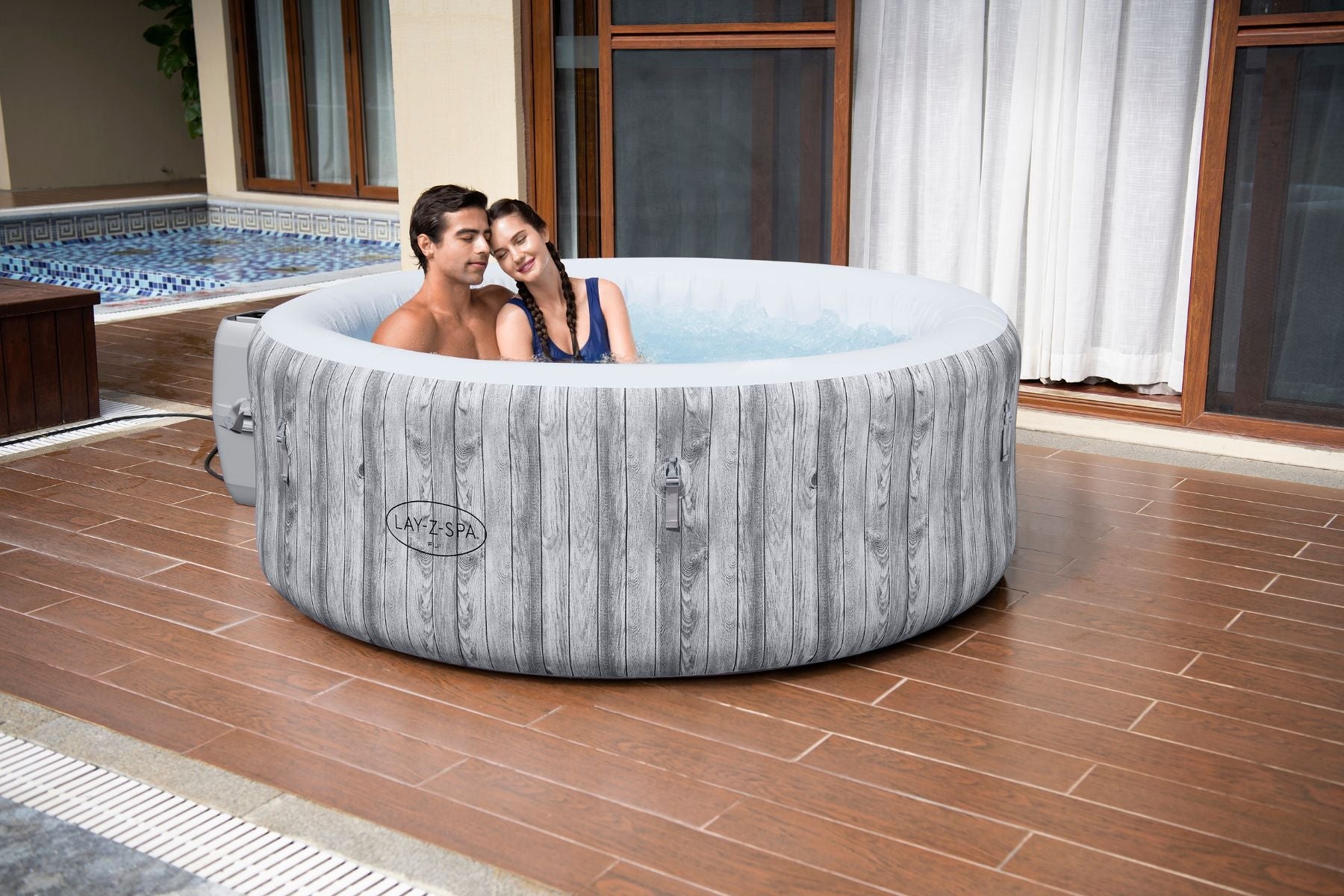 Lay-Z-Spa Fiji AirJet with light wood-effect inflatable walls