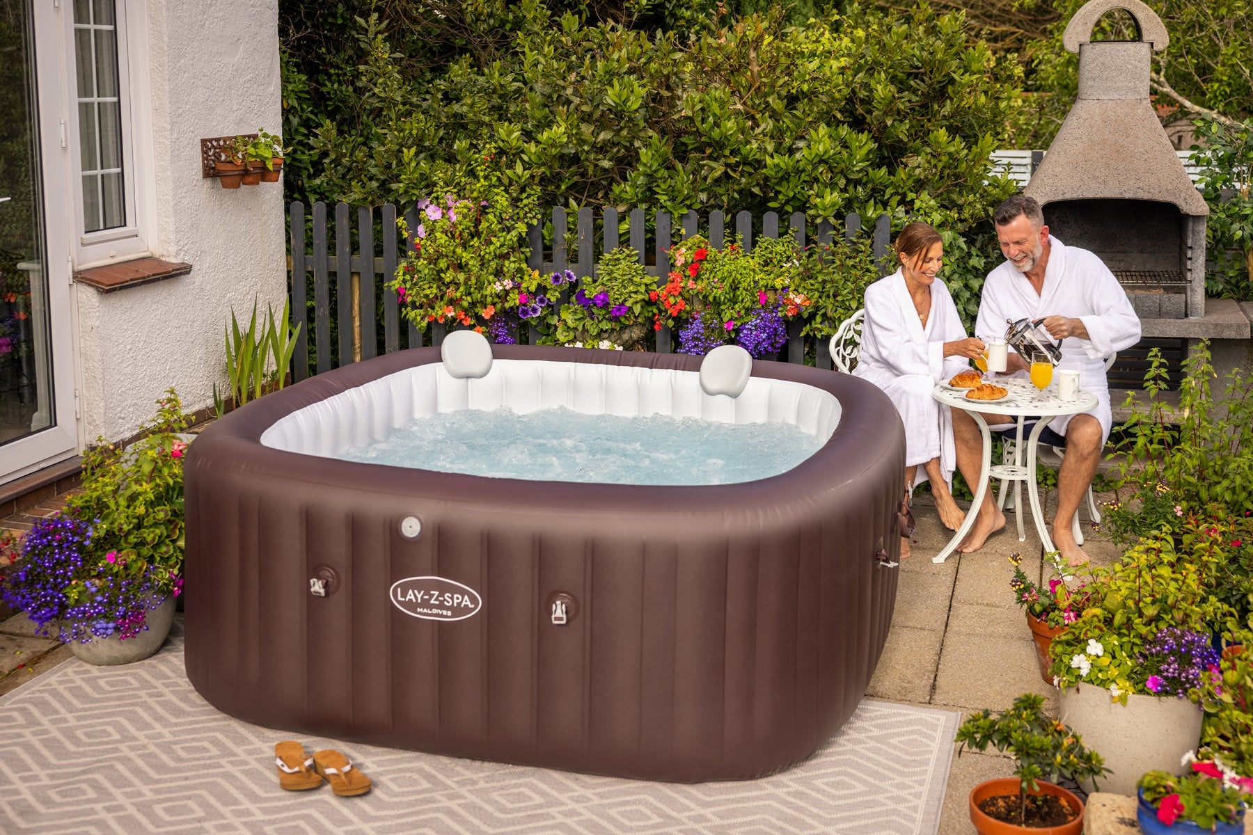 Lay-Z-Spa Maldives EnergySense® Smart Luxe HydroJet Pro™ - official product image 14