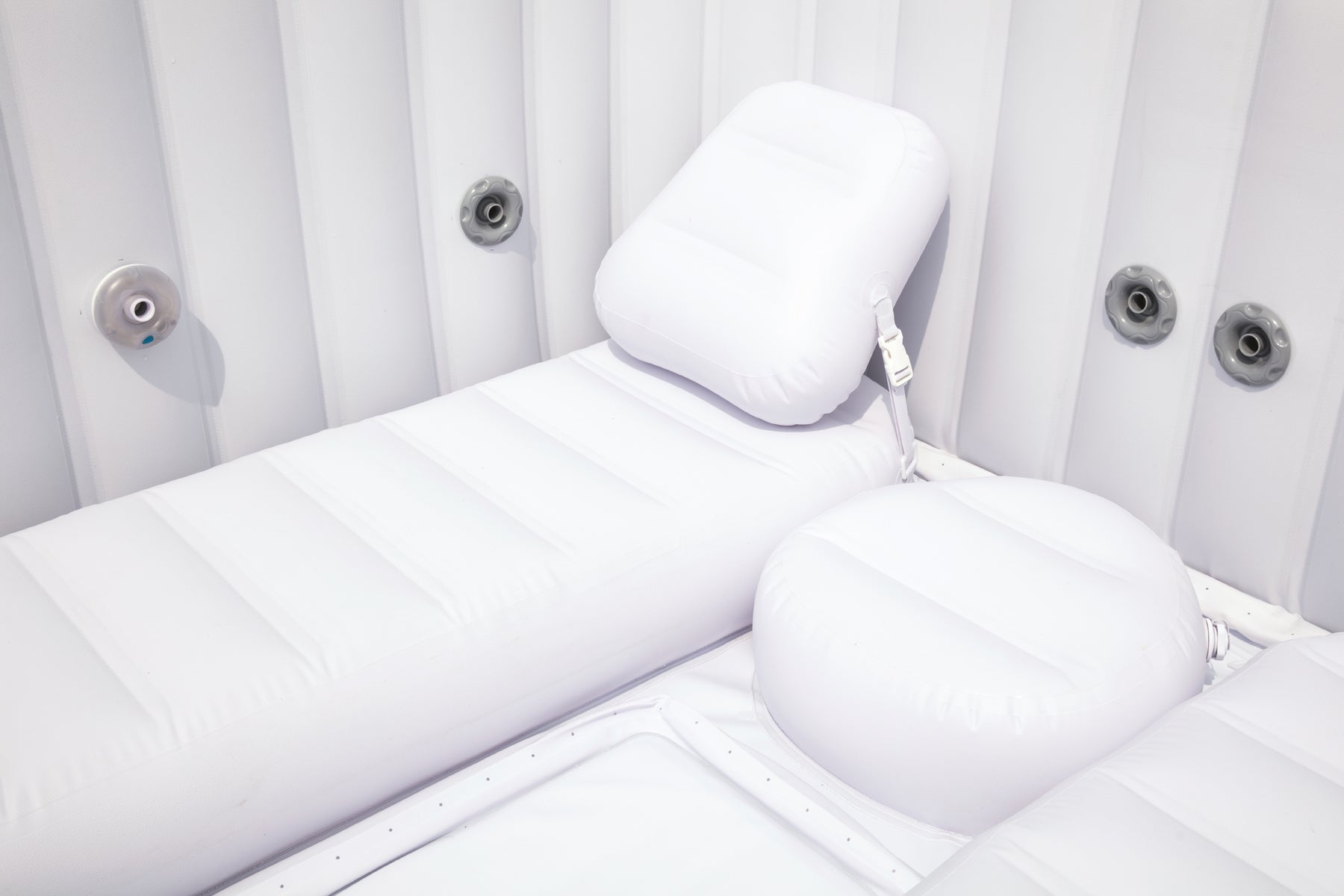 Lay-Z-Spa Maldives EnergySense® Smart Luxe HydroJet Pro™ - official product image 11