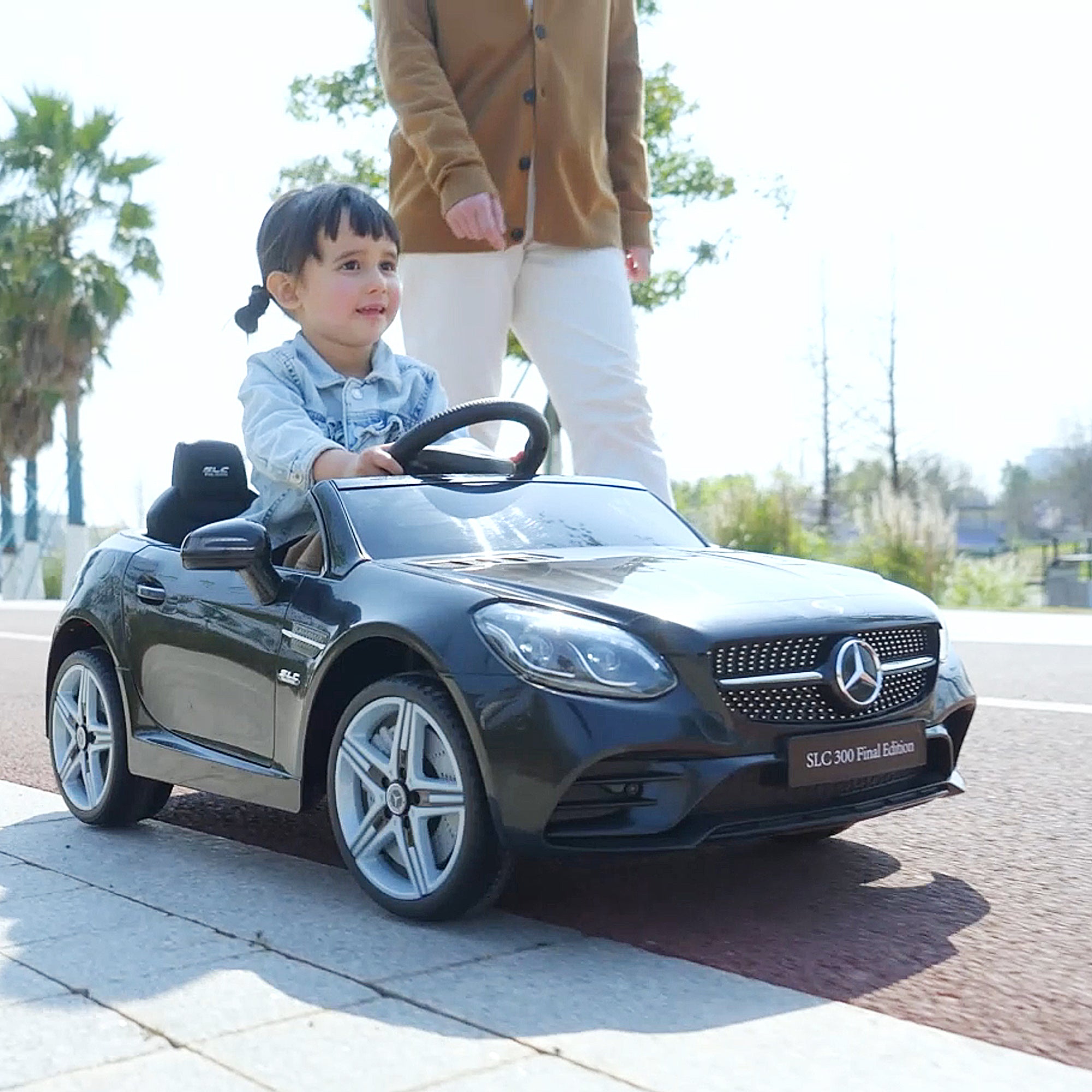 HOMCOM Mercedes-Benz SLC 300 12V Kids Ride-On Car