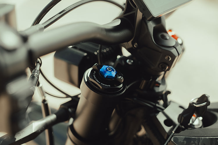 Talaria Sting Pro L1E front suspension detail